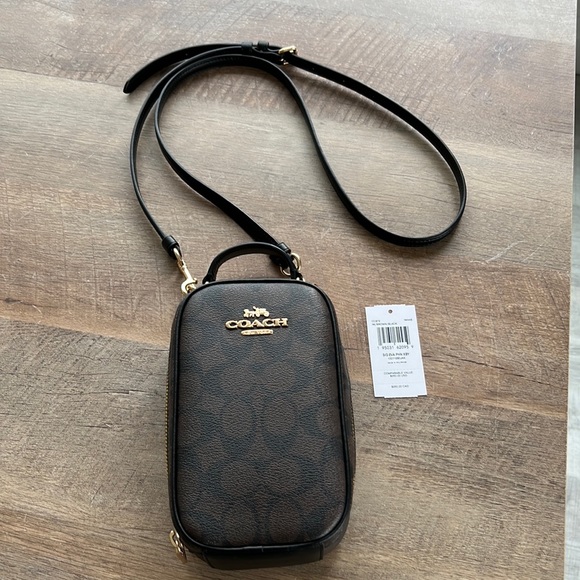 Coach Handbags - Coach crossbody
